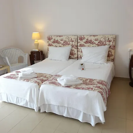 Hotel Lagou Raxi Country 3*