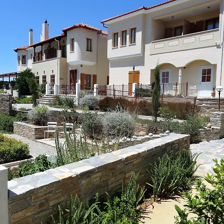 Hotel Lagou Raxi Country 3*